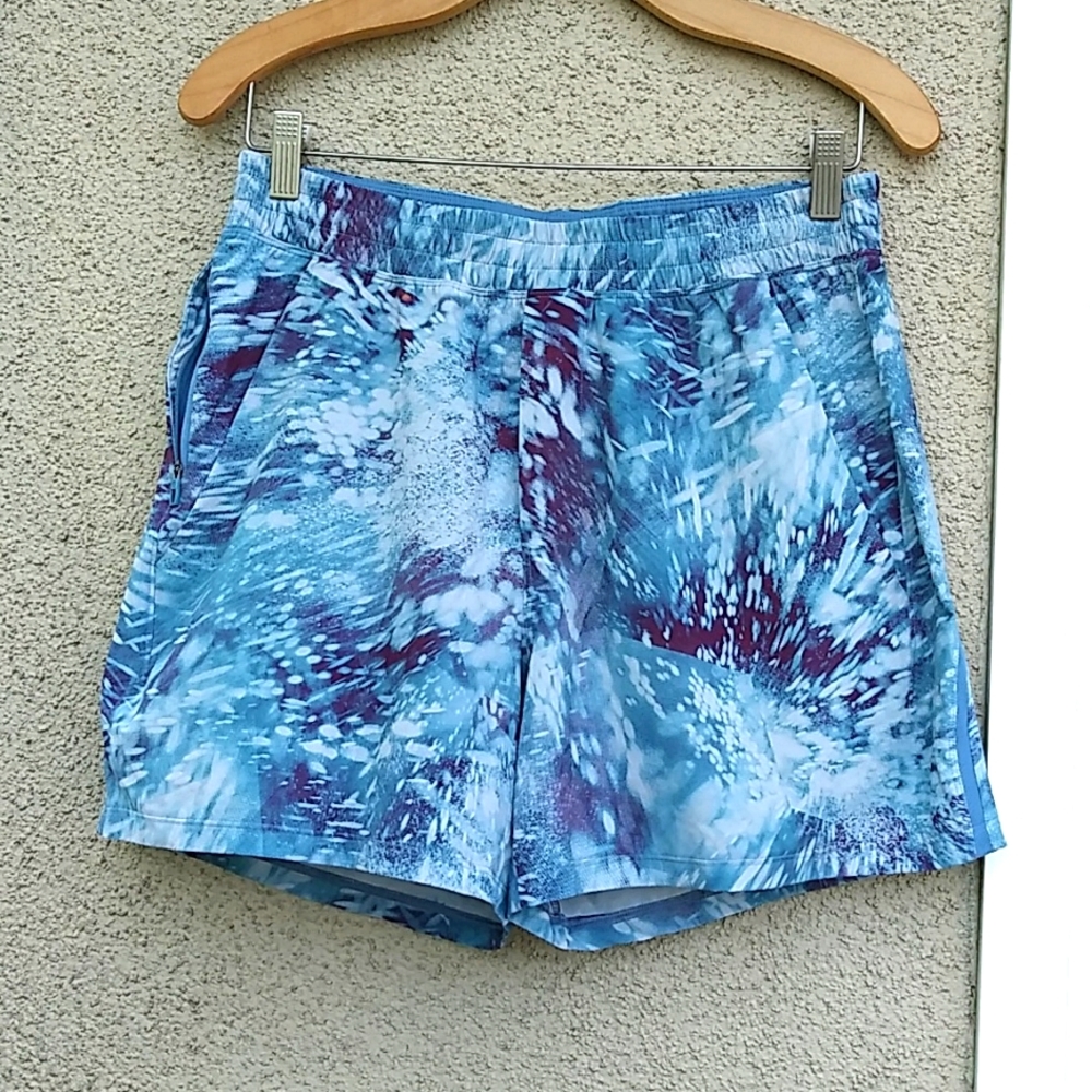 Lululemon Short - Picture 9 of 9